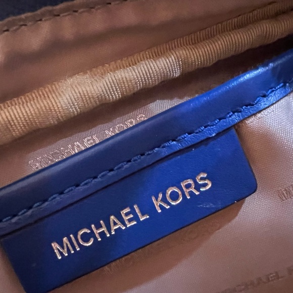 NWOT Michael Kors, Black Logo, Jet Set Camera Shoulder Bag - Picture 8 of 16